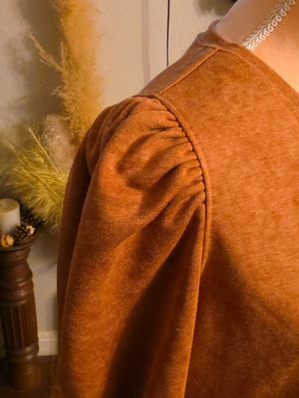 Dokotoo Rust Brown Puff Sleeve Knit Sweater Top Long Sleeve Fall Size Large - Picture 3 of 7